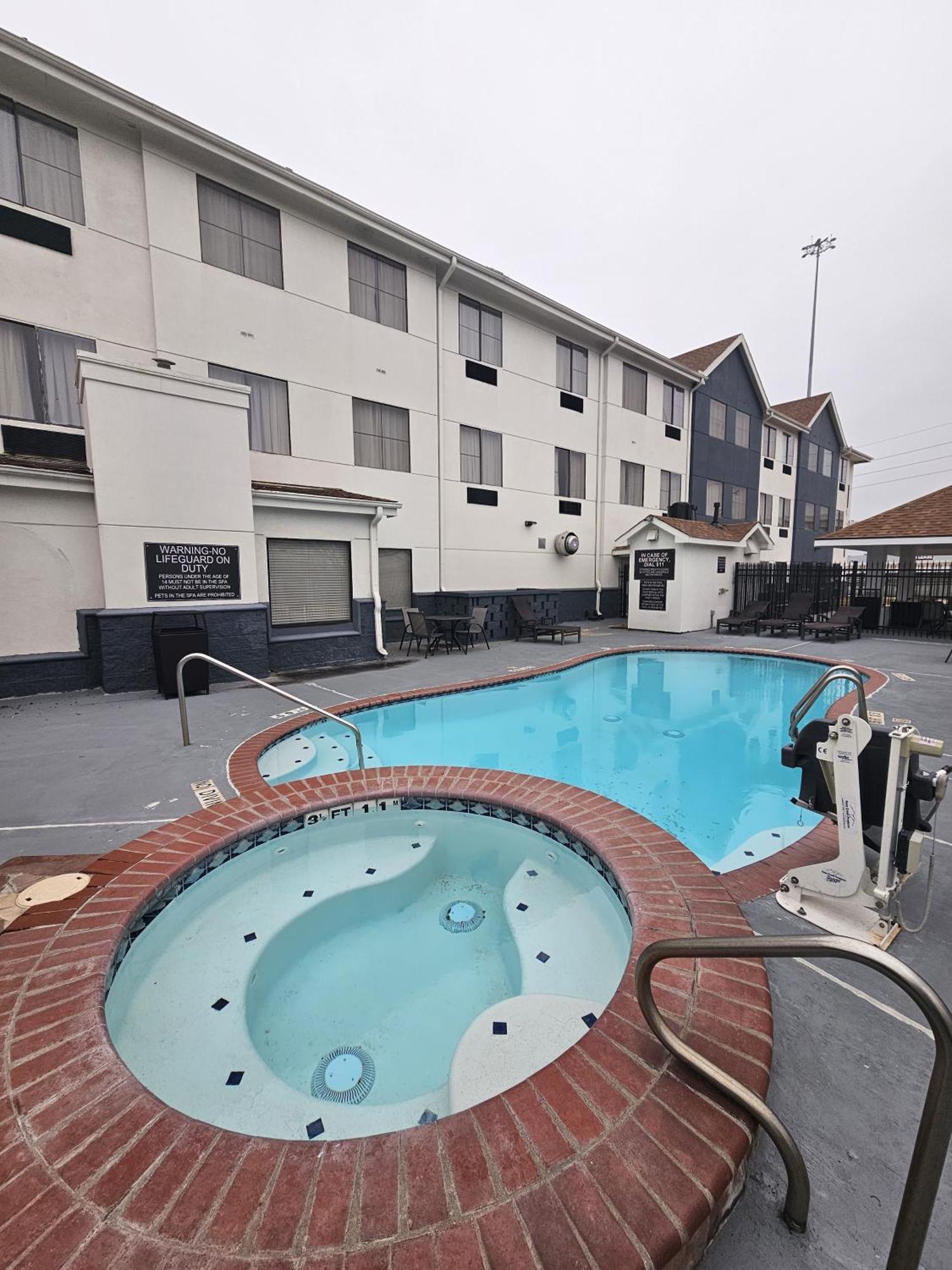 Candlewood Suites Stafford Houston Extérieur photo